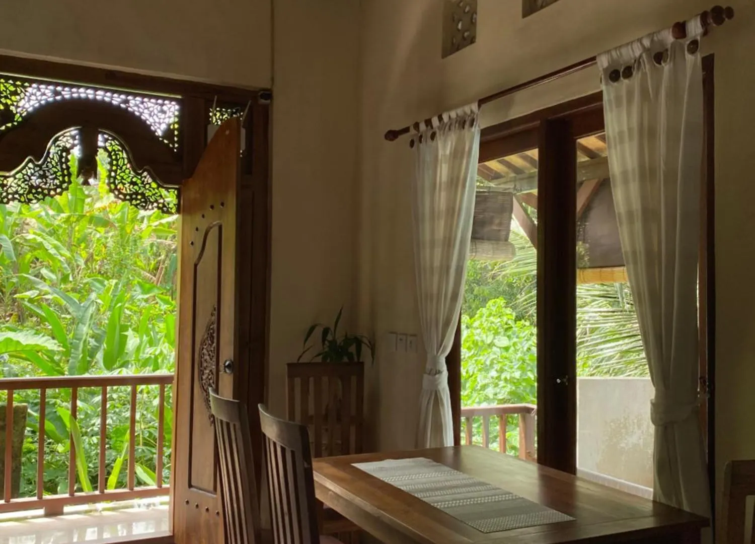 Widi'S House 2 Bedroom House With Jungle View Ubud  Apartment